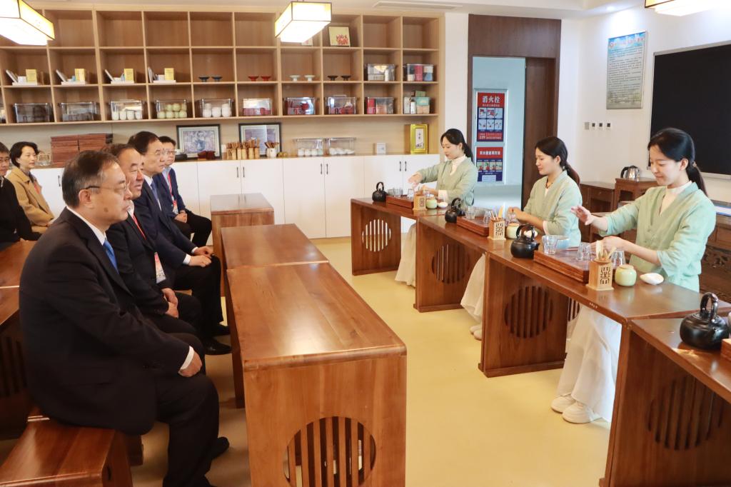 20241106365官网接受教育部新一轮本科教育教学审核评估 (6).jpg